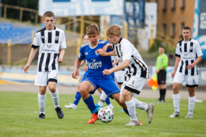Mecz Centralnej Ligi Juniorów U-15 w piłce nożnej: Unia Tarnów - Sandecja Nowy Sącz